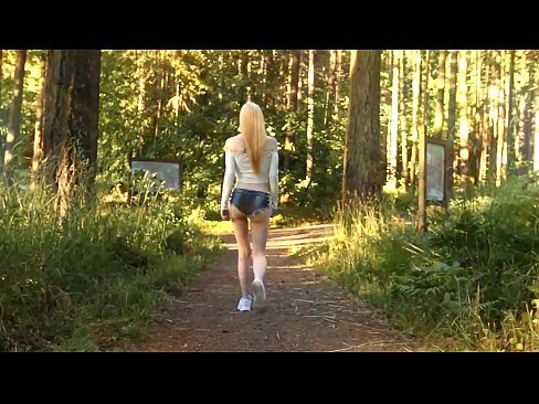❤️ Kaunis nainen liikkuu hitaasti, ei alaston video ❤️ Anaalivideo at us